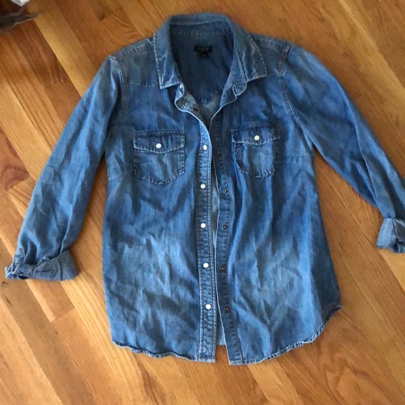 J. CREW DENIM TOP - Picture 1 of 4
